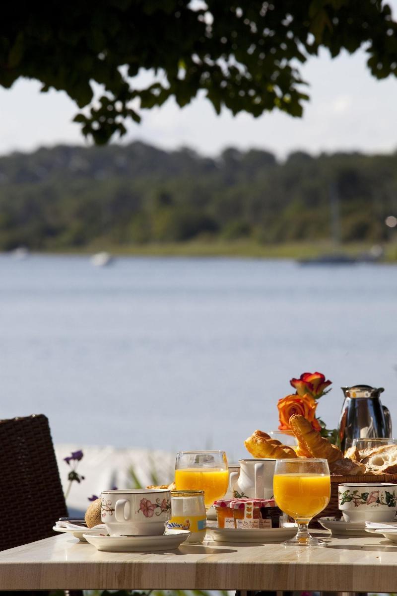 Hotel La Caravelle Logis Biscarrosse Zewnętrze zdjęcie